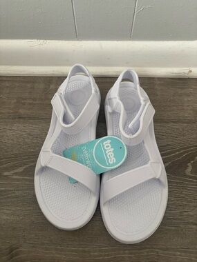 Totes Women’s Sz 10 Everywear Riley Sport All-Terrain Sandal Lightweight White